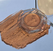 Dust Kiss - Cream Highlighter/ Eye Shadow
