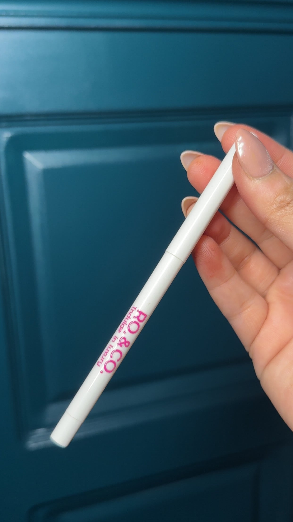 FIG- Velvet Lip Liner